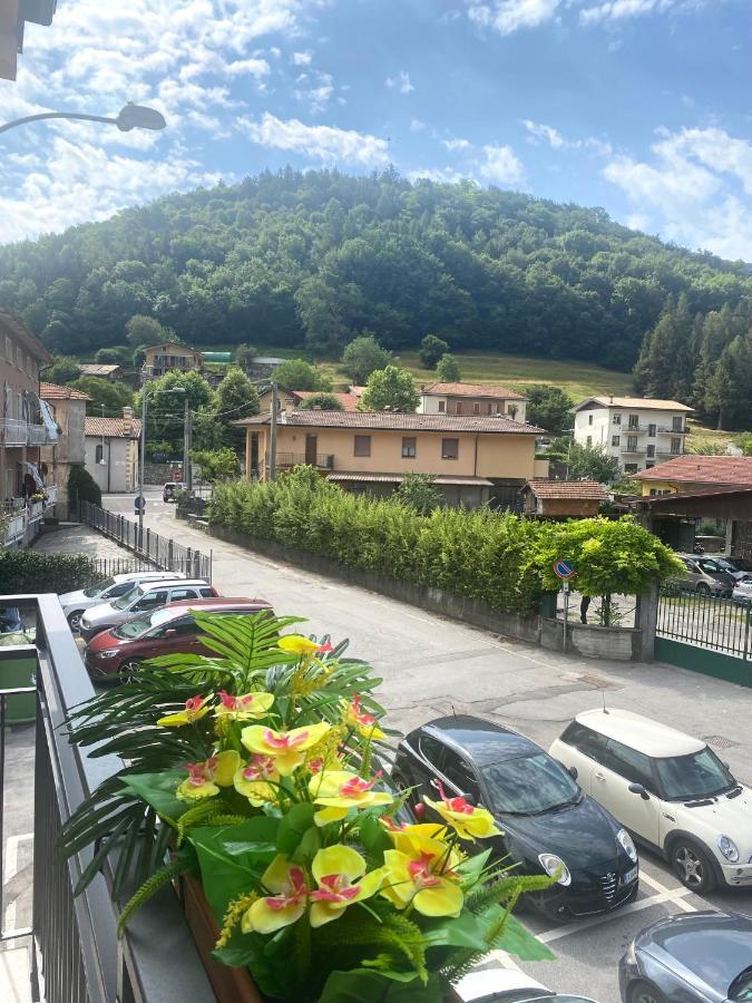 Mountains And Lake Como Apartments Вальброна Экстерьер фото